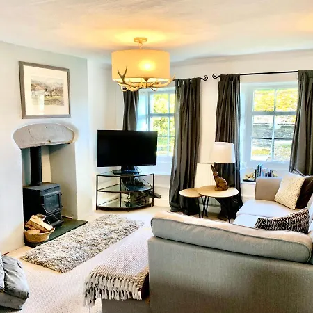 Quirky Cottage, Cosy Grade II Listed 2 Bed Apartment Troutbeck Bridge Windermere Exterior photo