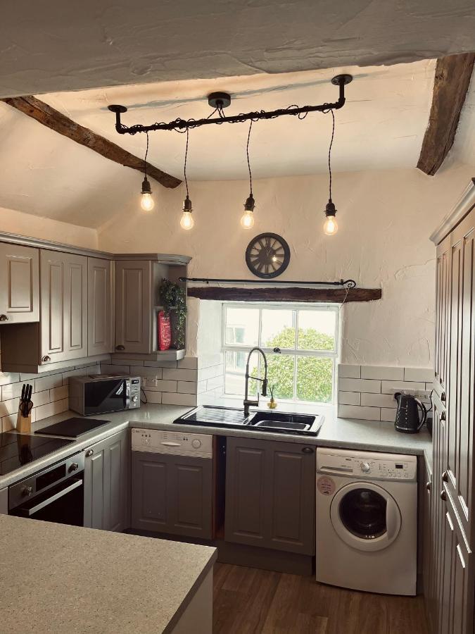 Quirky Cottage, Cosy Grade Ii Listed 2 Bed Troutbeck Bridge Apartamento