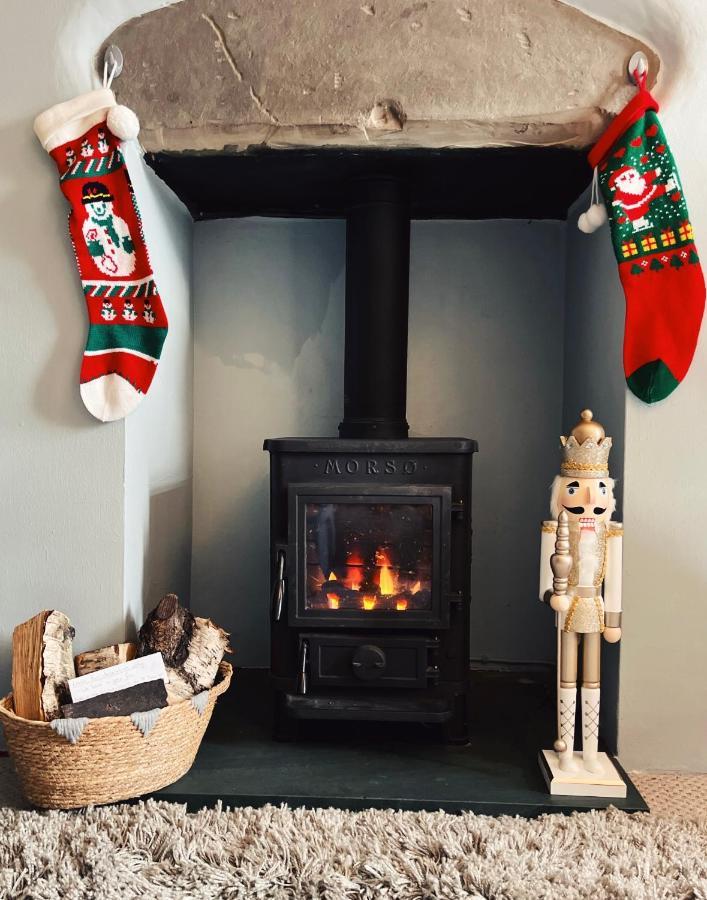 Quirky Cottage, Cosy Grade Ii Listed 2 Bed Troutbeck Bridge Апартаменты